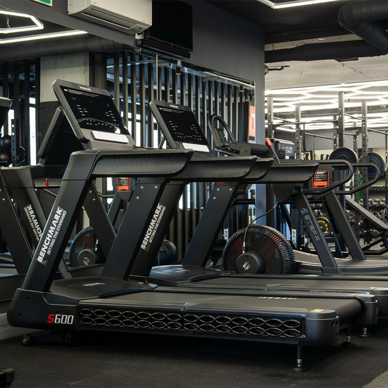 PRE-ORDER: Commercial Treadmill | Performance Line